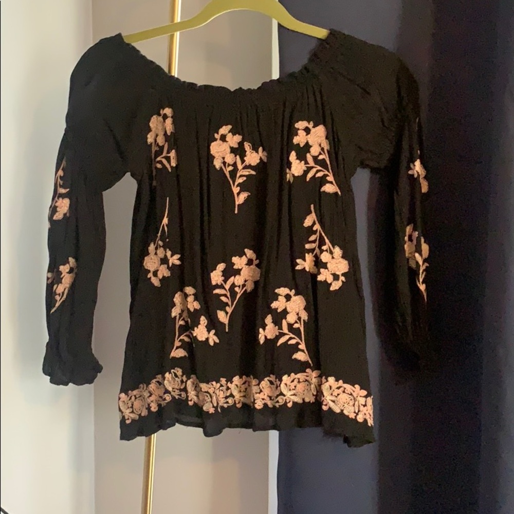 American Eagle Off the Shoulder Top